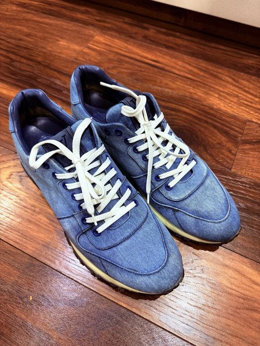 Кроссовки оригинал LOUIS VUITTON размер 44,5