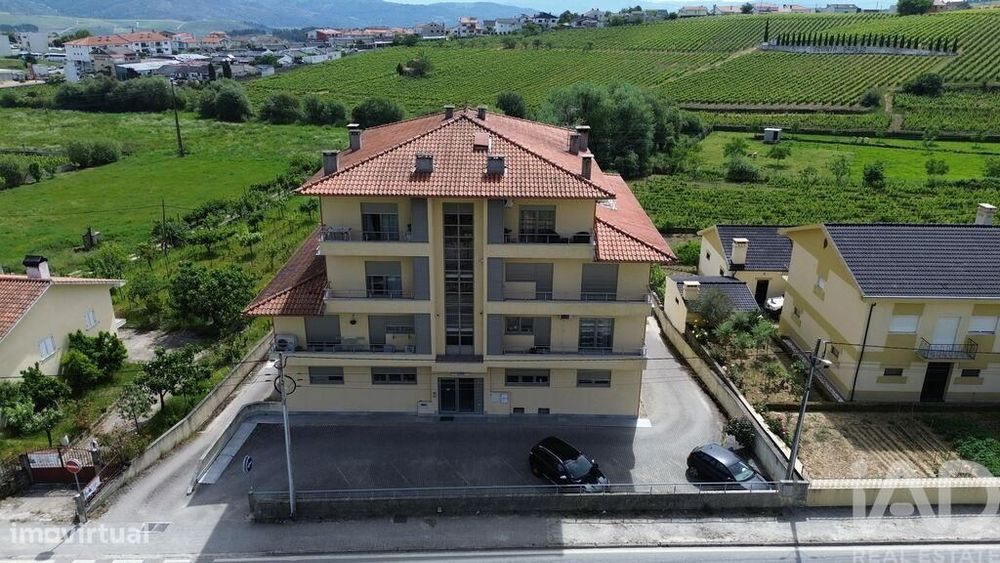 Apartamento T3 em Alijó de 132 m2