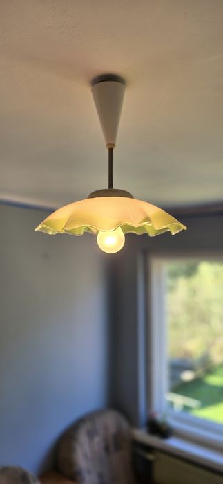 Lampa PRL Vintage barwione szkło parasolka