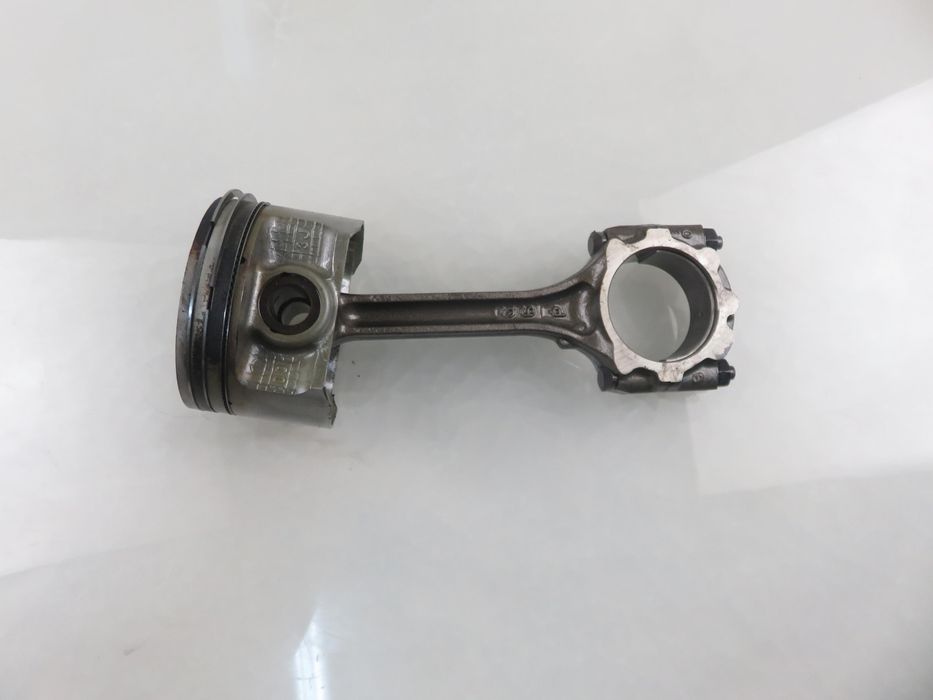 Tłok Korbowód Mitsubishi Outlander I 2.0 4g63 63dv