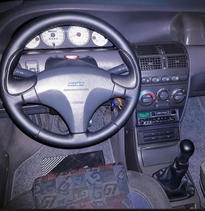 Fiat Punto GT ..