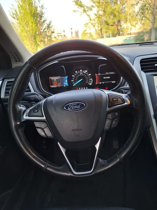 Ford Fusion 2017 VIN 3FA6P0HDXHR350685 фото оголошення 13 з 24