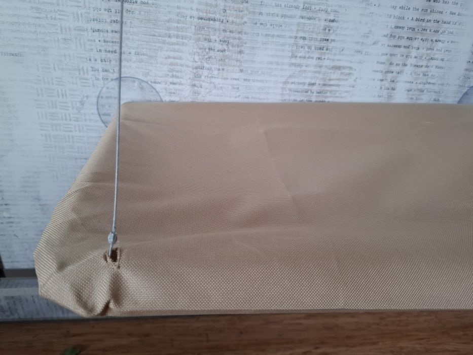 Legowisko dla kota lub małego psa do zawieszenia na oknie