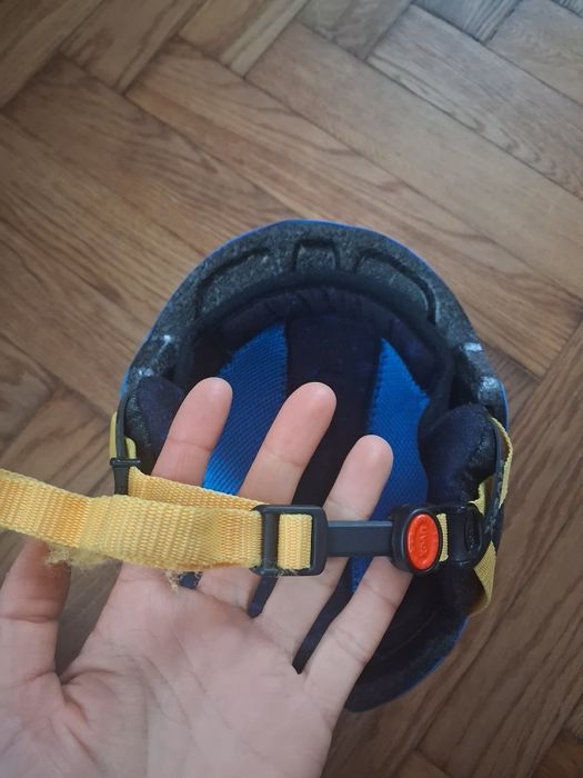 Kask narciarski dzieciecy UVEX manic 51-55