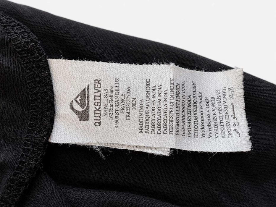 T-shirt Quiksilver Preta Surf Skate Tamanho M