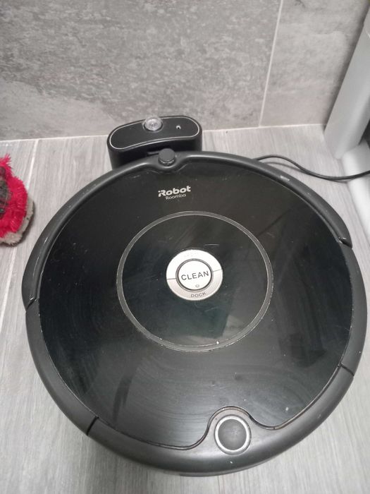 IRobot Romba s/carregador funcional