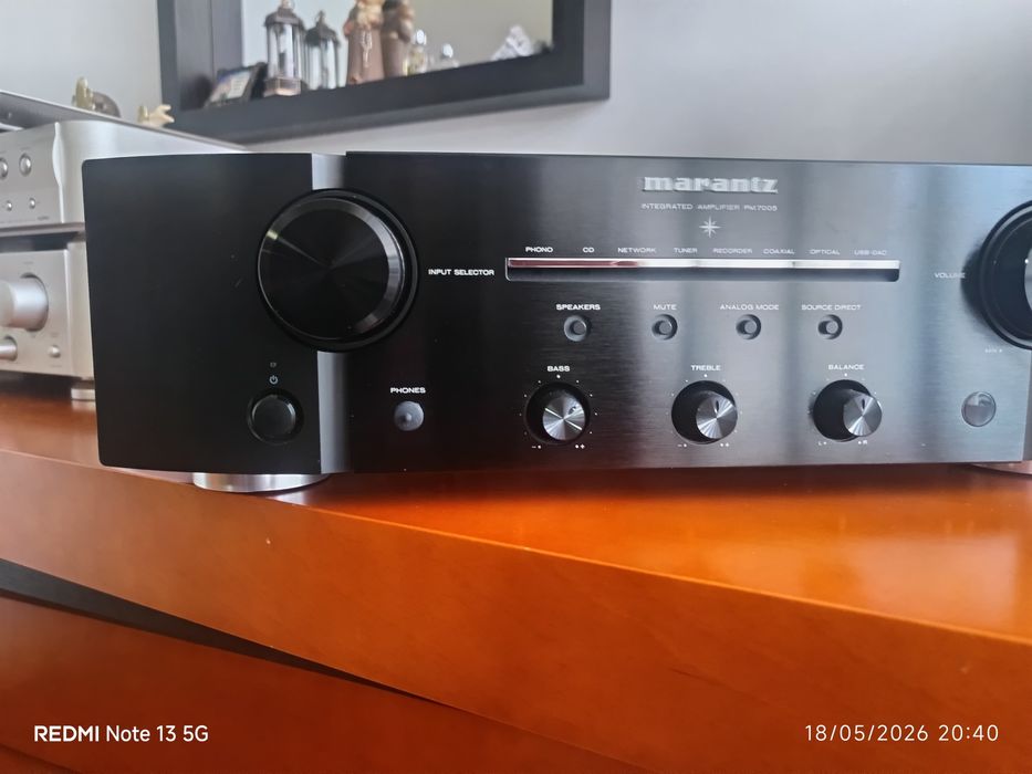 Amplificador Marantz PM 7005