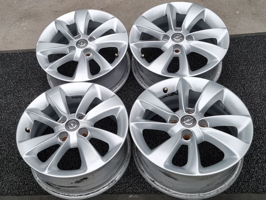 Felgi Alu 15" Opel Corsa D E Adam Meriva Karl 4x100 Oryginalne