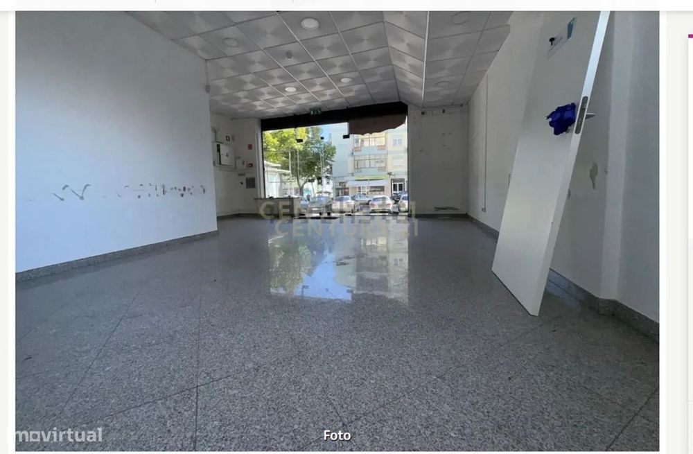 Loja em Benfica, Lisboa - 188m² com 3 casas de banho.