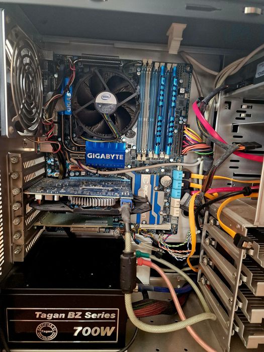 Caixa PC e componentes