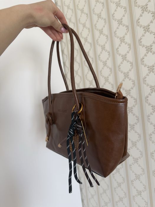Сумочка жіноча коричнева