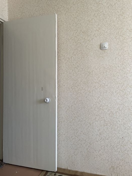 Отдам 3 двери с коробками бесплатно