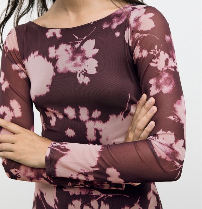 Vestido Curto -Stradivarius semi novo