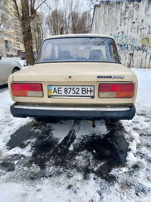 ВАЗ 2107 на отличном ходу