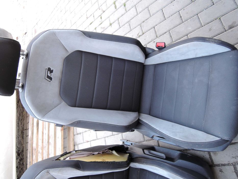 Fotel Fotele VW GOLF 7 R  komplet