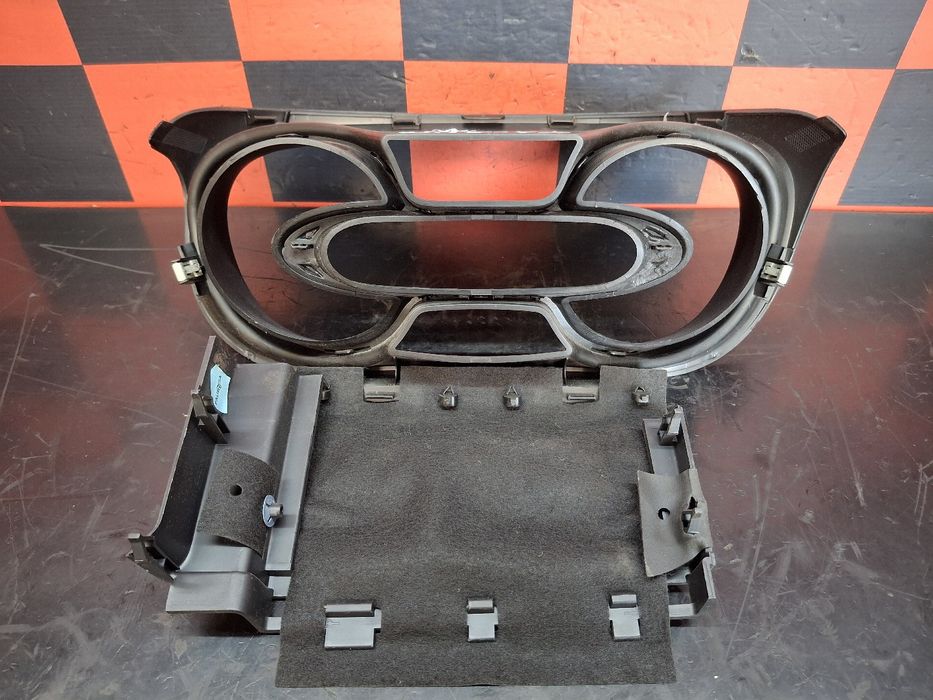 Aro do quadrante FIAT Talento Chassis (296_)