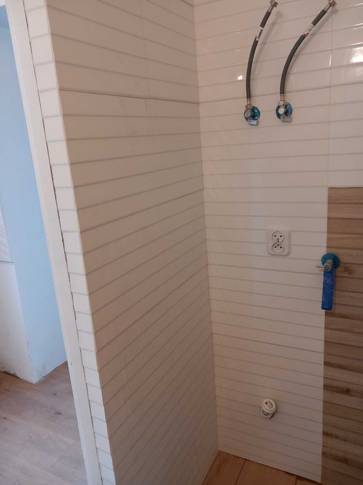 Glazurnik. Łazienki.Kuchni. Tynki dekoracyjne