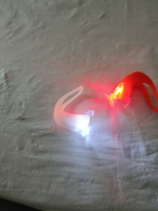 Luzes de bicicleta