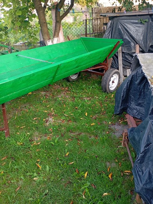 Причіп, віз новий