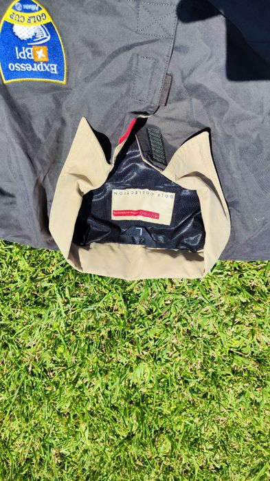 Blusão cinzento fechado