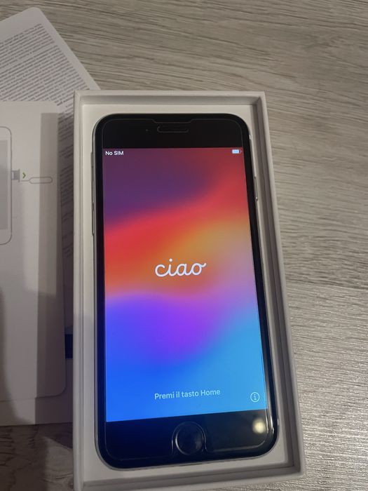 iPhone SE white 64GB + case + pudełko