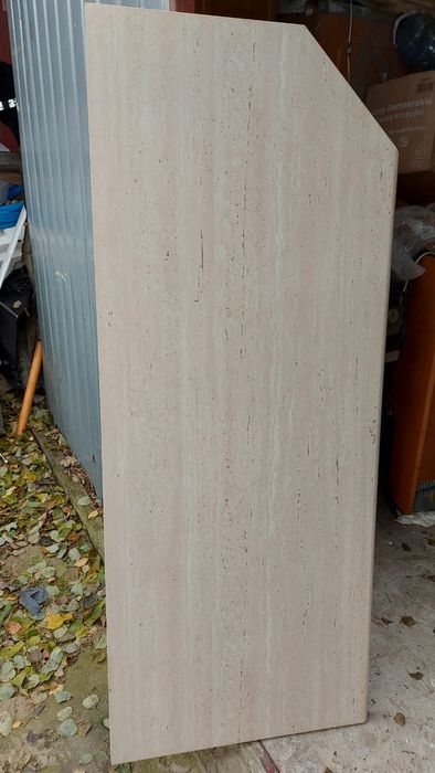 Blat kuchenny ze zlewem i kuchenką gazową