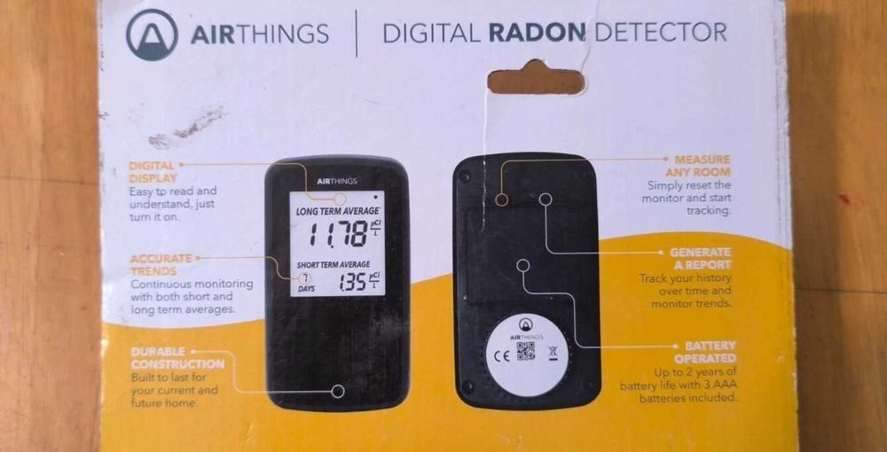 Розумний детектор радону для вашої оселі Airthings Corentium Home