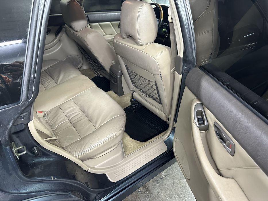 Subaru Outback 3.0 H6 2003