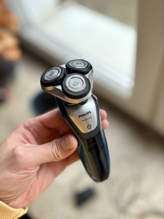 Golarka Philips AquaTouch