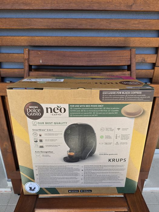 Máquina de café Nescafé Dolce Gusto NEO
