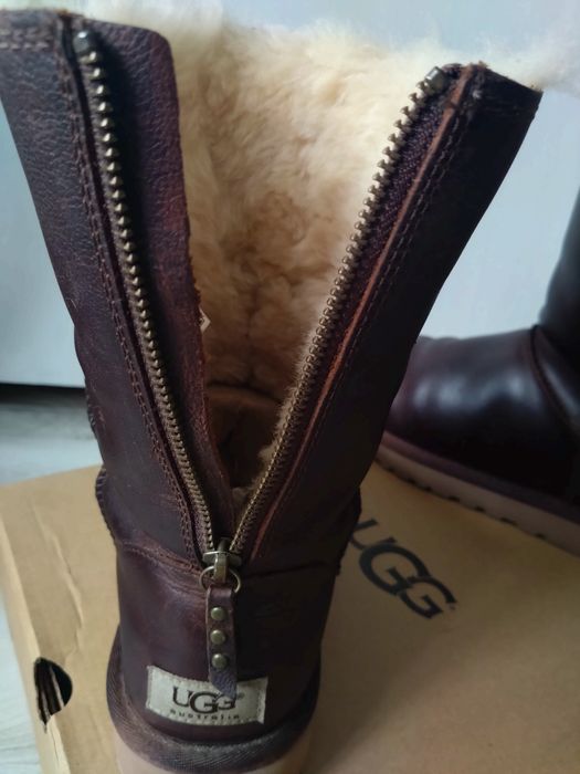 Чоботи UGG оригінал міняю на 41 розмір