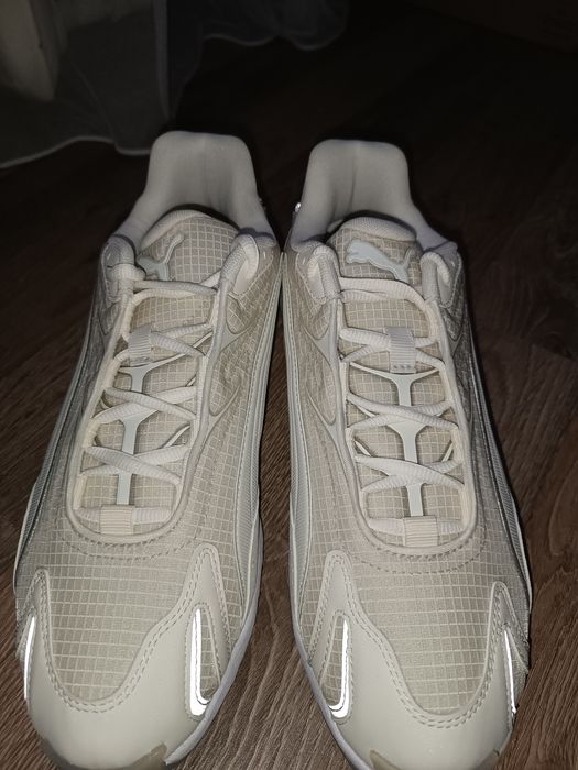 Кросівки Puma Inhale Essentials Sneakers