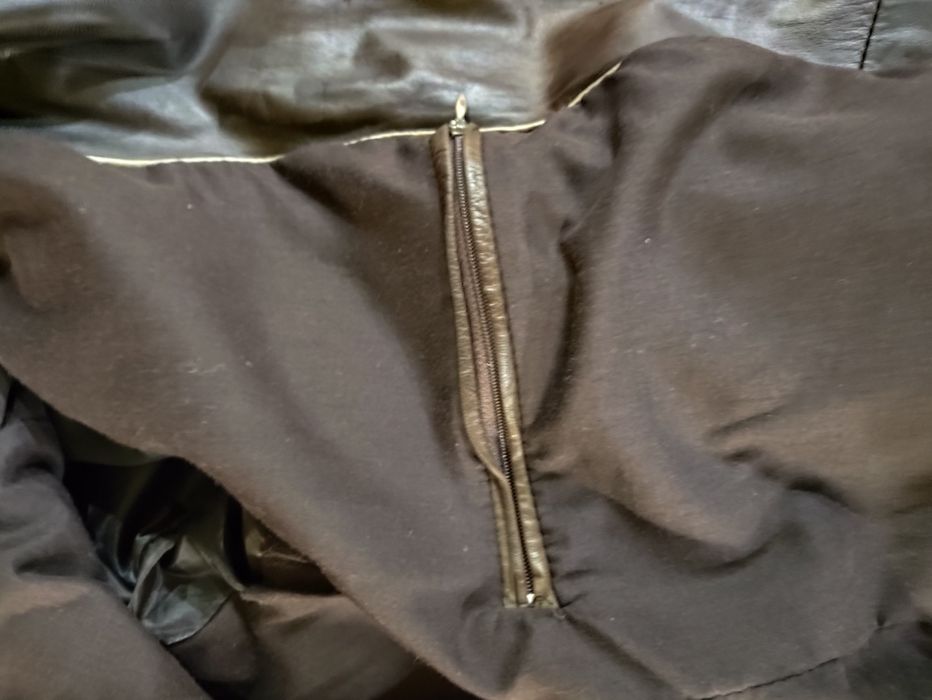 Шкіряний плащ коричневий