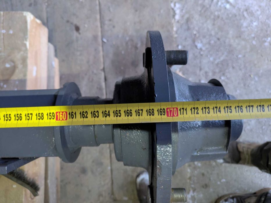 Sprzedam oś do przyczepy