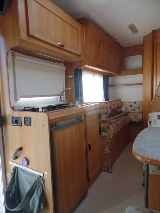 AUTOCARAVANA ( FIAT 2.8 JTD) ELNAGH 2001 DE 6 LUGARES