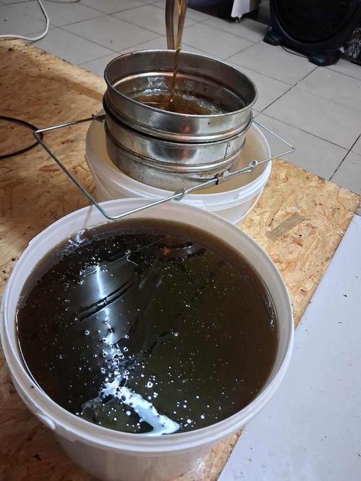 Miód z własnej pasieki