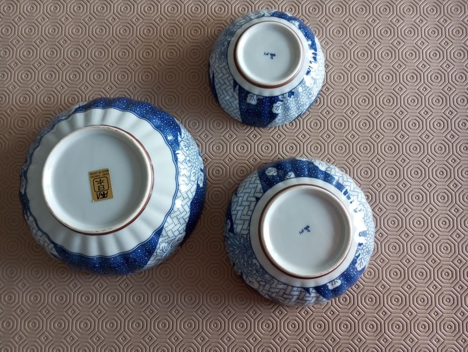 3 Blue Bowls - Chinese Tableware64861191375107121