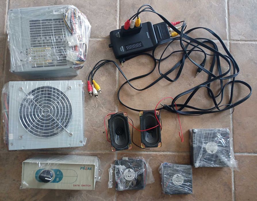 Fontes PC, cabos, ventoinhas, transformadores