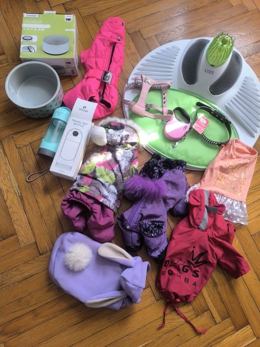 Шлея, комбинезон, рулетка, бутылка