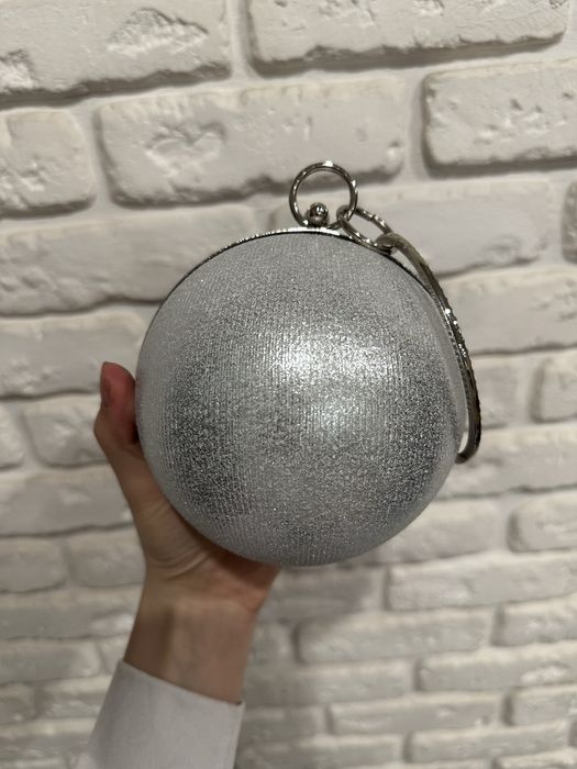 Сумка вечірня клатч куля шар срібло