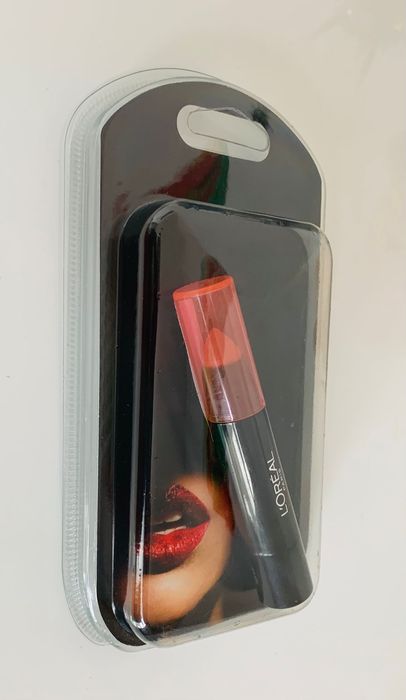 Pomadka L'Oréal sztyft balsam do ust 102 SHEER GOSSIP Loreal gossip