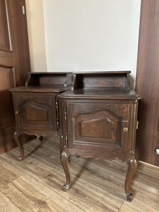 Dwie drewniane szafki nocne – do odnowienia