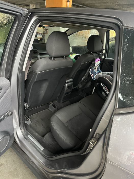 Carro Mercedes Benz A180