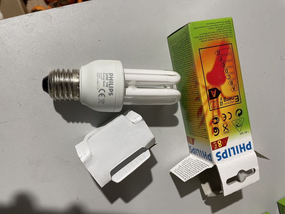 Pack 29 lâmpadas Phillips 11W novas
