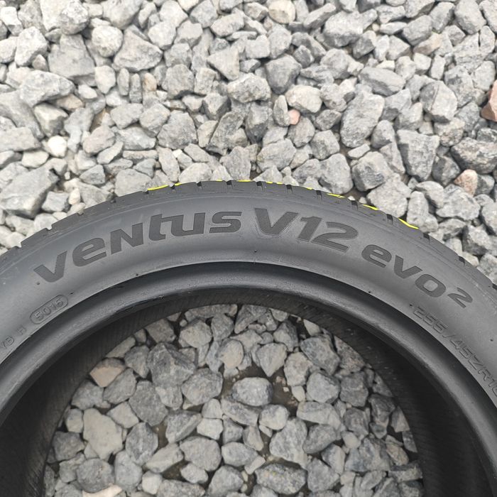 Літня шина розпаровка Hankook 255/45 R18 255*45 18  Ventus V12 evo²