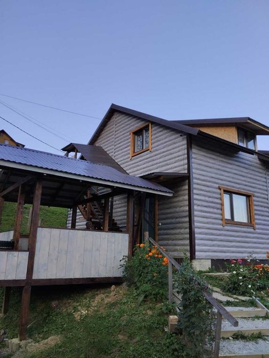 Будинок в Карпатах село Яблуниці Буковель