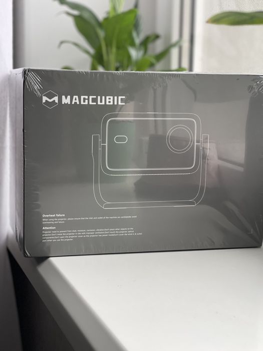 Проектор Magcubic Native 8K Android14 L018