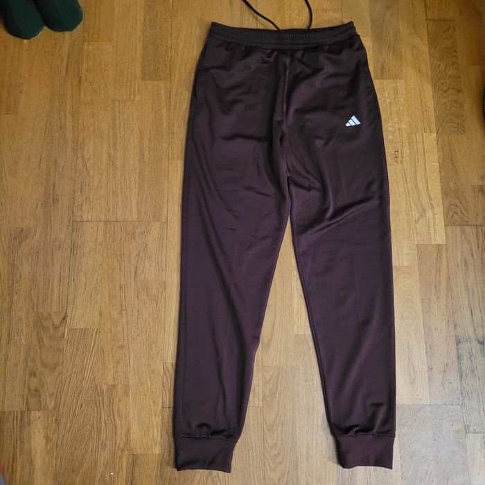 Spodnie dresowe Adidas Essentials Feel Cozy