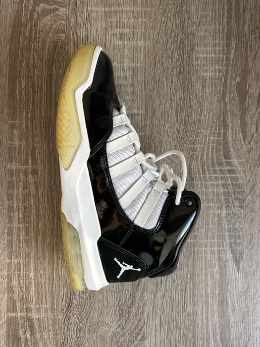 кросівки Air Jordan 11 Retro Concord