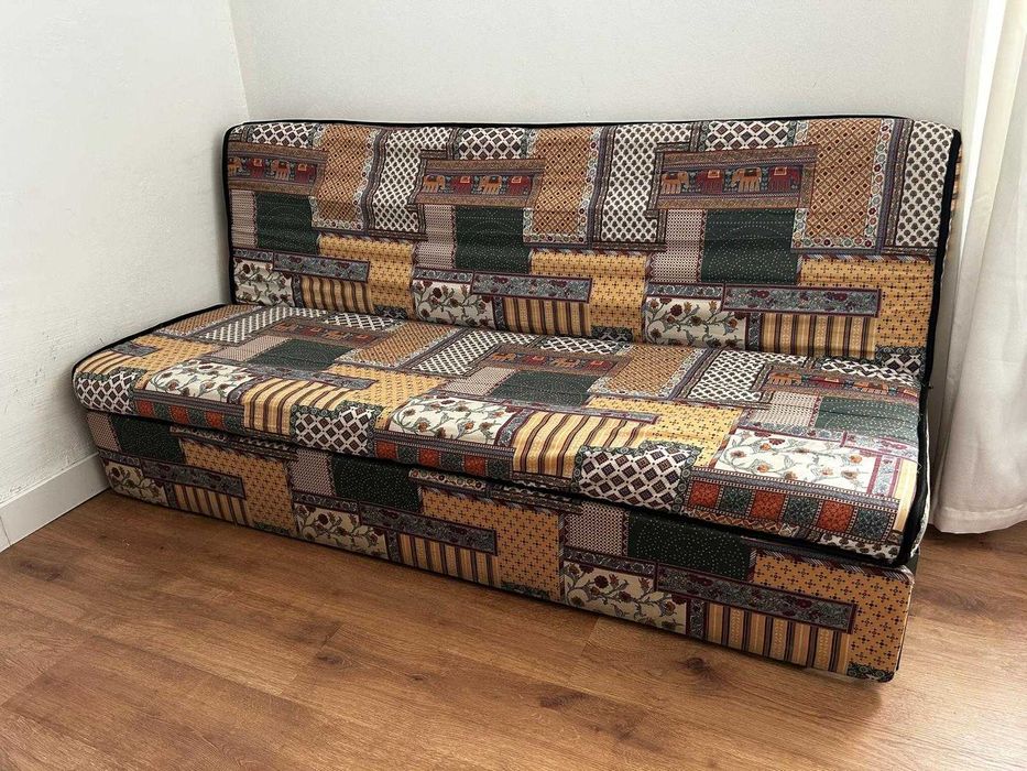 Sofá-cama 3 lugares